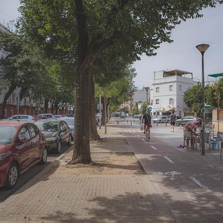 Acogedor Apartamento En Triana Севиля Екстериор снимка