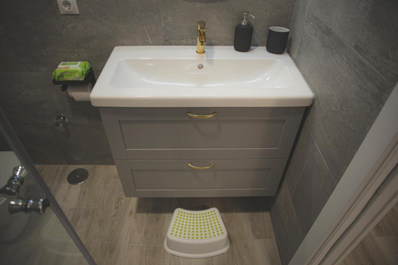 Acogedor Apartamento En Triana Севиля Екстериор снимка